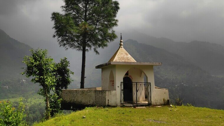 temple surrounded by green grass in lansdowne